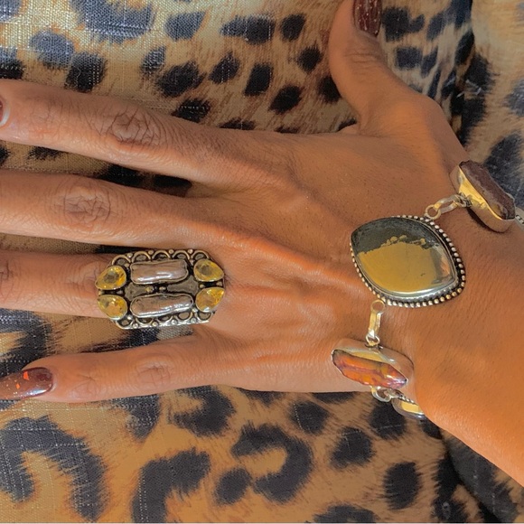 Ornate Silver Vintage Ring and bracelet - Picture 12 of 14